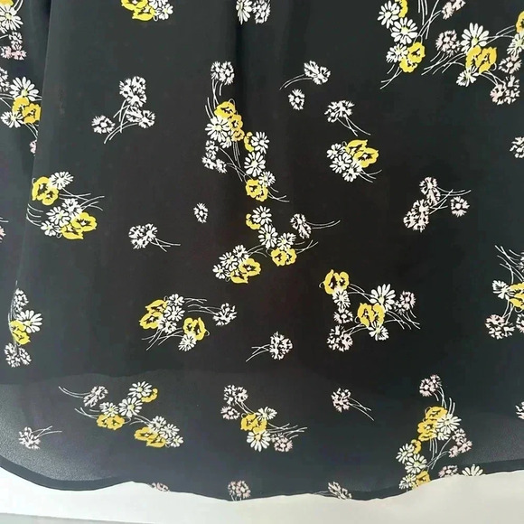 Maurice’s zipper pocket, mixed print, wrap front blouse.  Floral and polka dot. - Picture 11 of 12